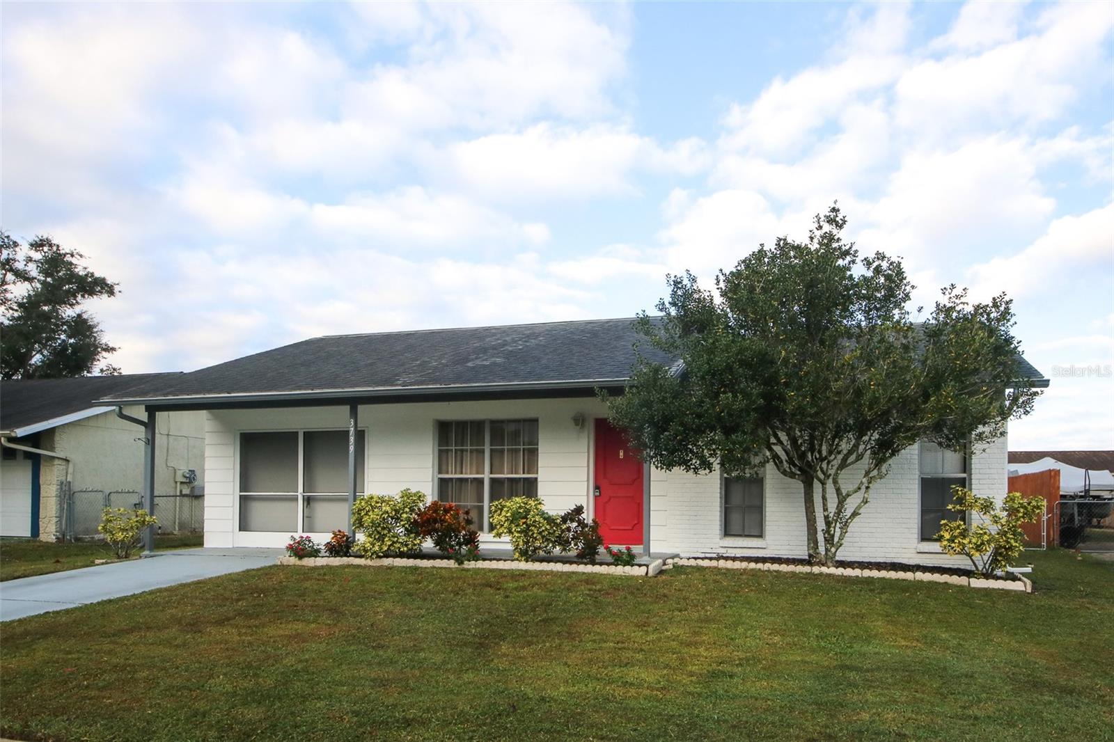 Single Family Residence em NEW PORT RICHEY, FL - Daniel Dourado