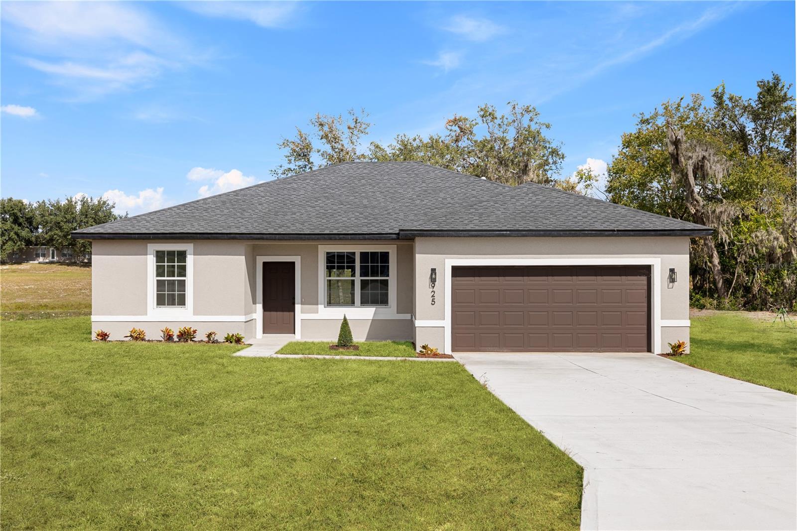 Single Family Residence in POINCIANA, FL - Daniel Dourado