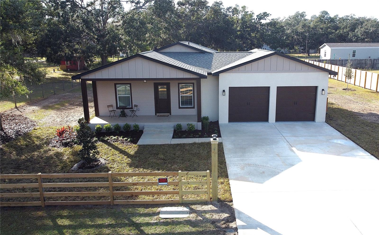 Single Family Residence em WESLEY CHAPEL, FL - Daniel Dourado