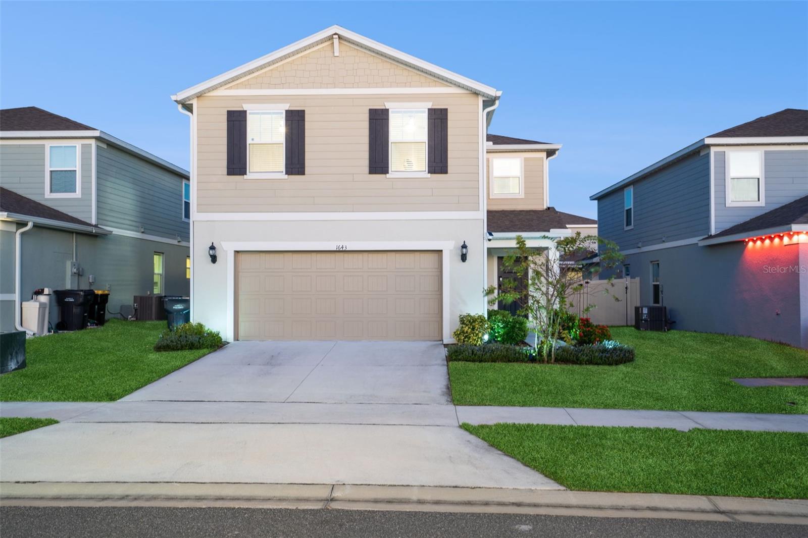 Single Family Residence em DAVENPORT, FL - Daniel Dourado