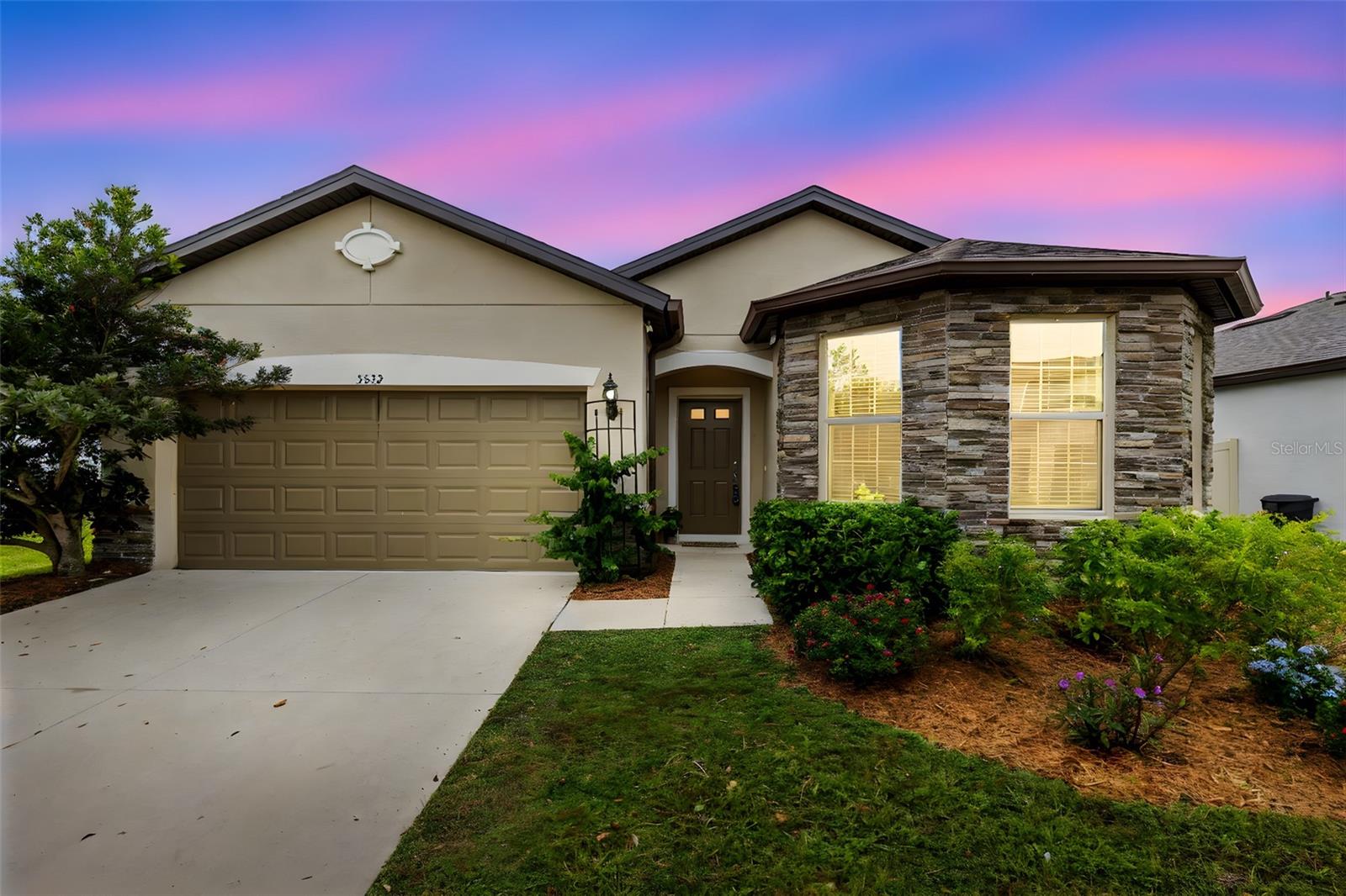 Single Family Residence em KISSIMMEE, FL - Daniel Dourado