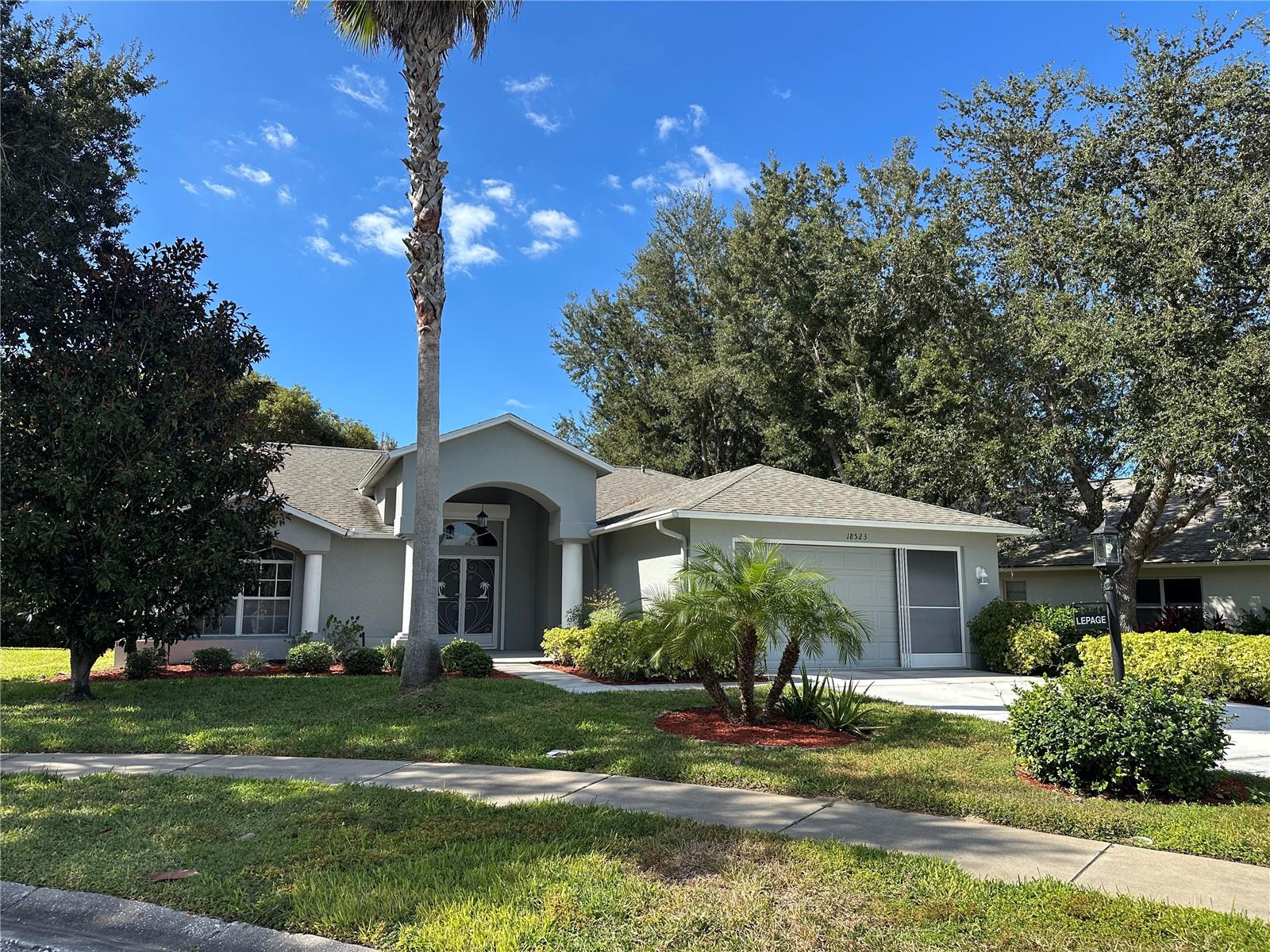 Single Family Residence em HUDSON, FL - Daniel Dourado