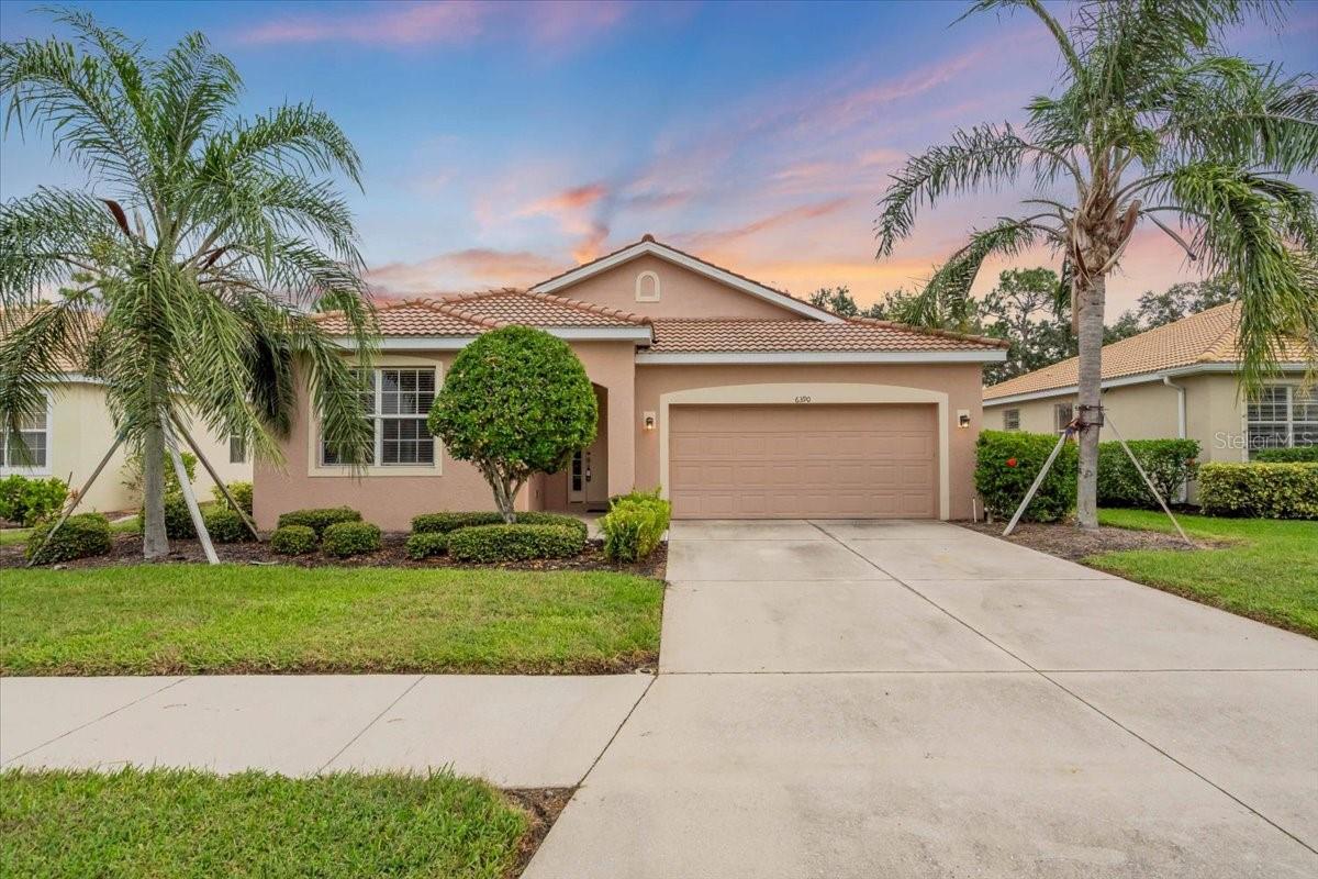 Single Family Residence in NORTH PORT, FL - Daniel Dourado