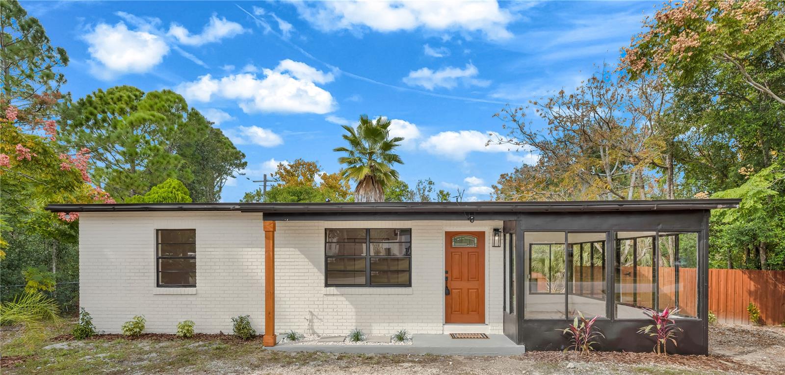 Single Family Residence em DELTONA, FL - Daniel Dourado