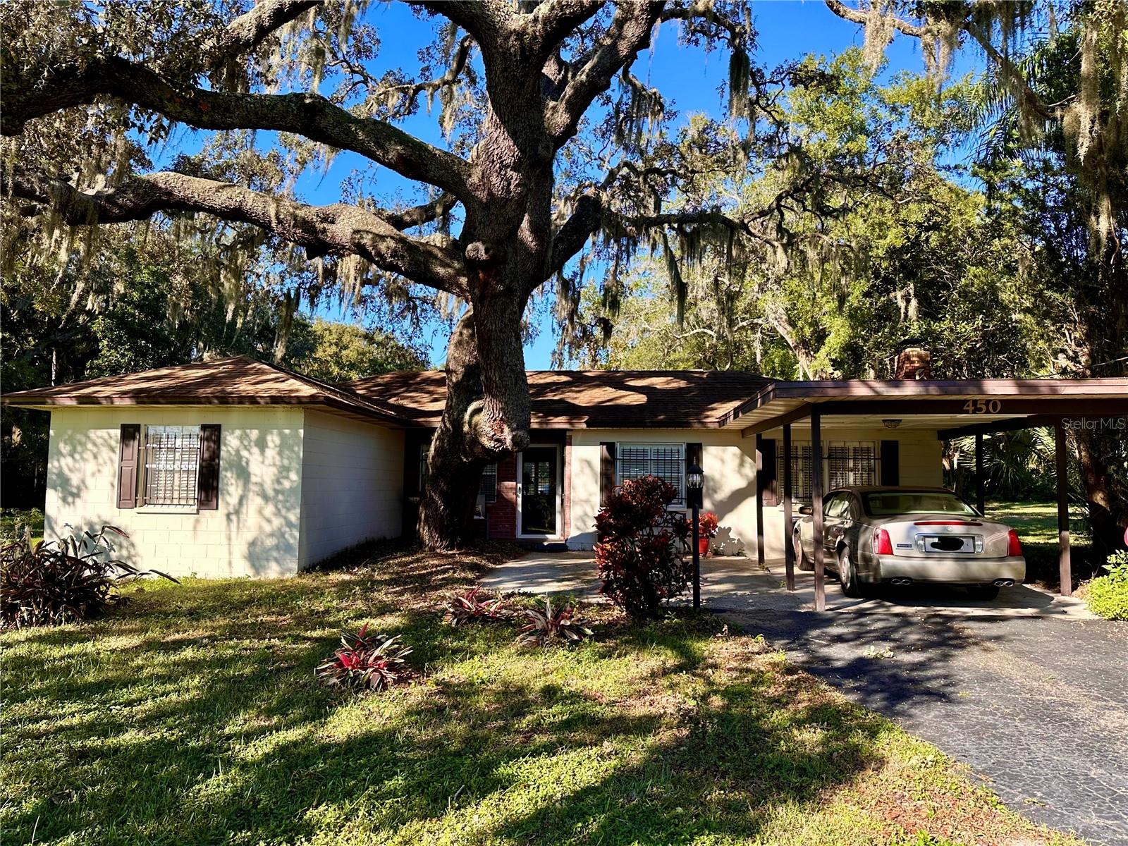 Single Family Residence em ALTAMONTE SPRINGS, FL - Daniel Dourado