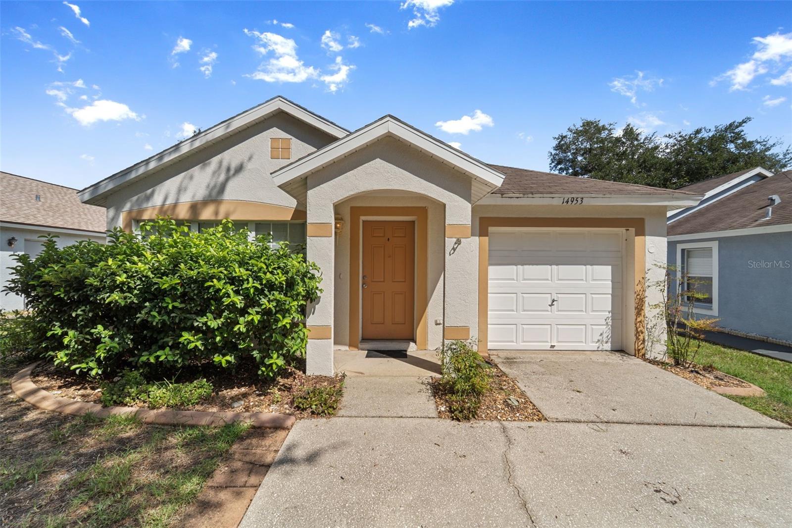 Single Family Residence em LUTZ, FL - Daniel Dourado