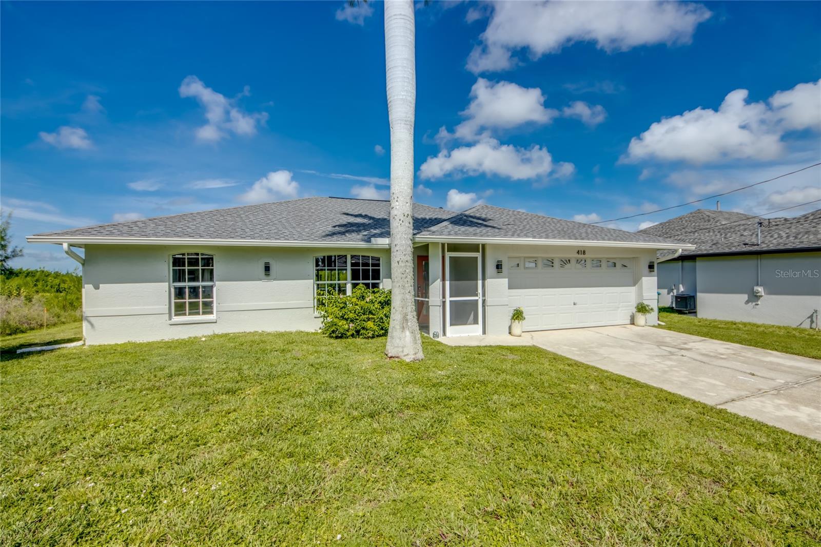 Single Family Residence in CAPE CORAL, FL - Daniel Dourado