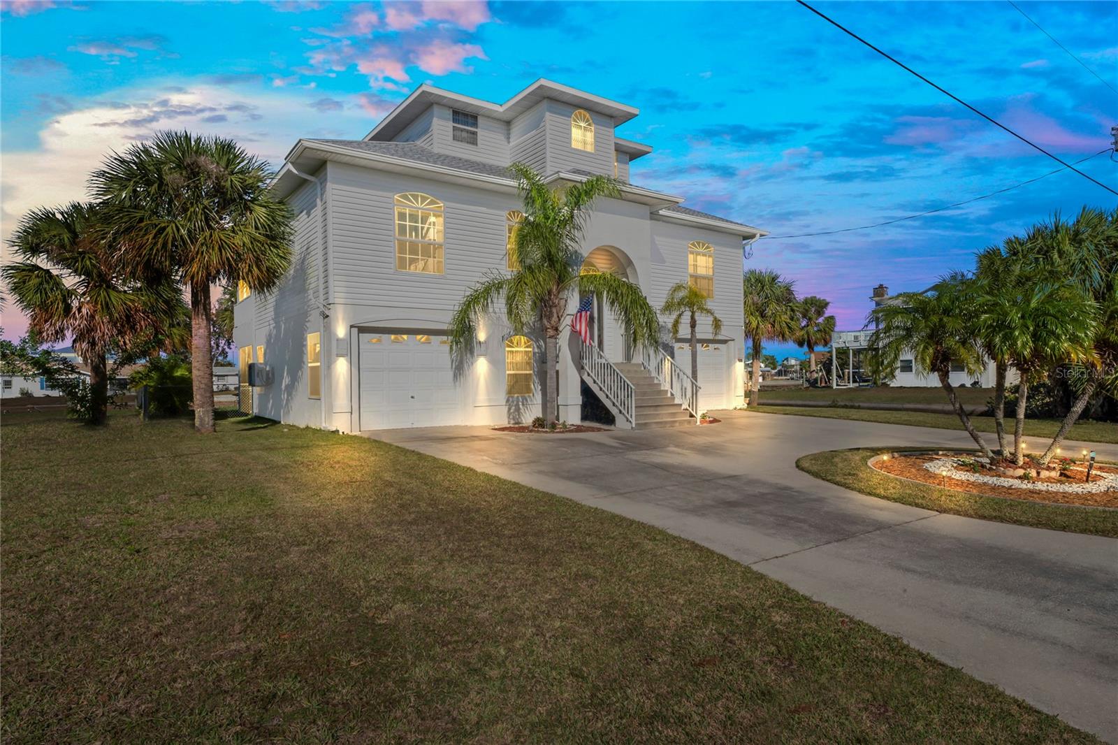 Single Family Residence em HERNANDO BEACH, FL - Daniel Dourado