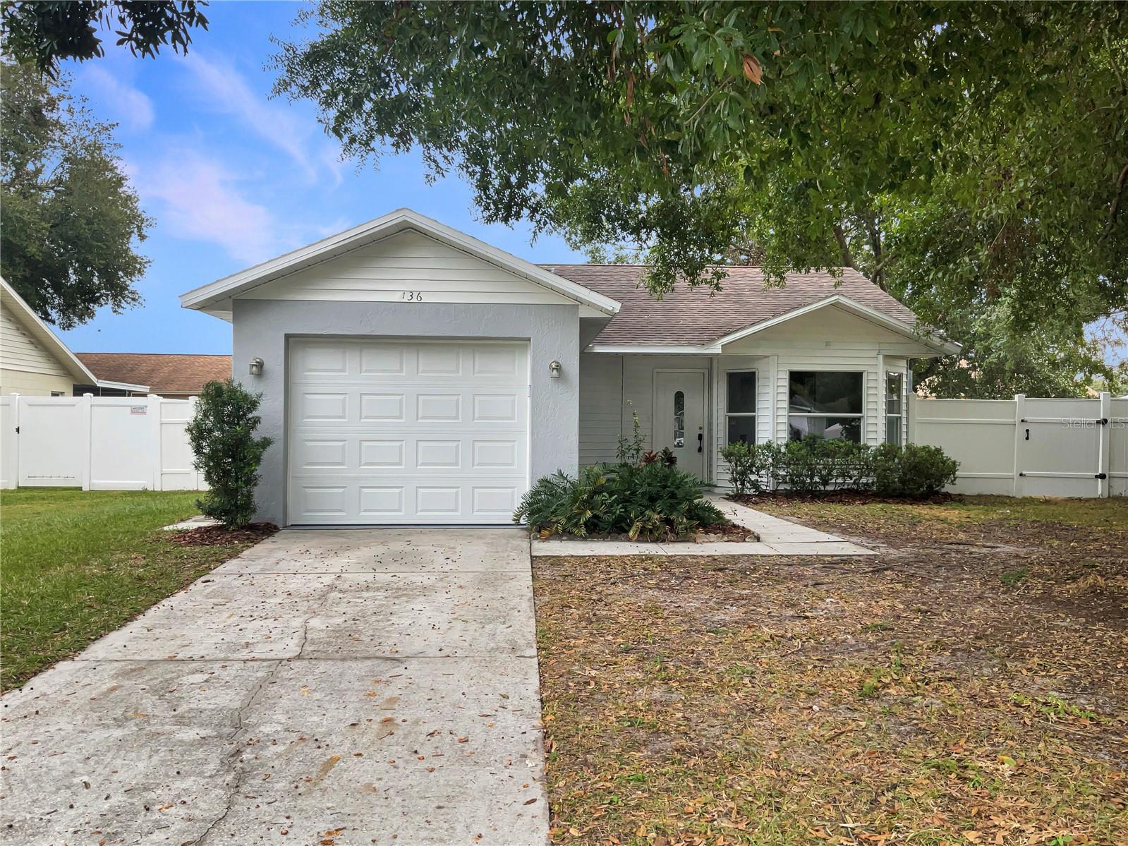 Single Family Residence em WINTER HAVEN, FL - Daniel Dourado