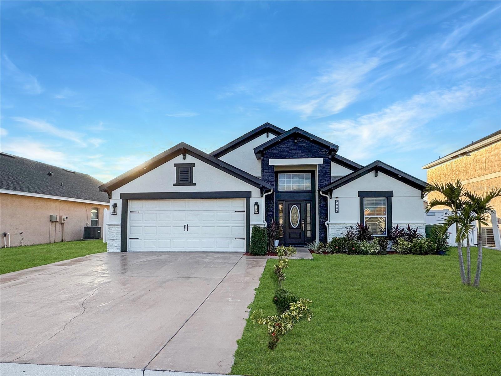 Single Family Residence in WINTER HAVEN, FL - Daniel Dourado