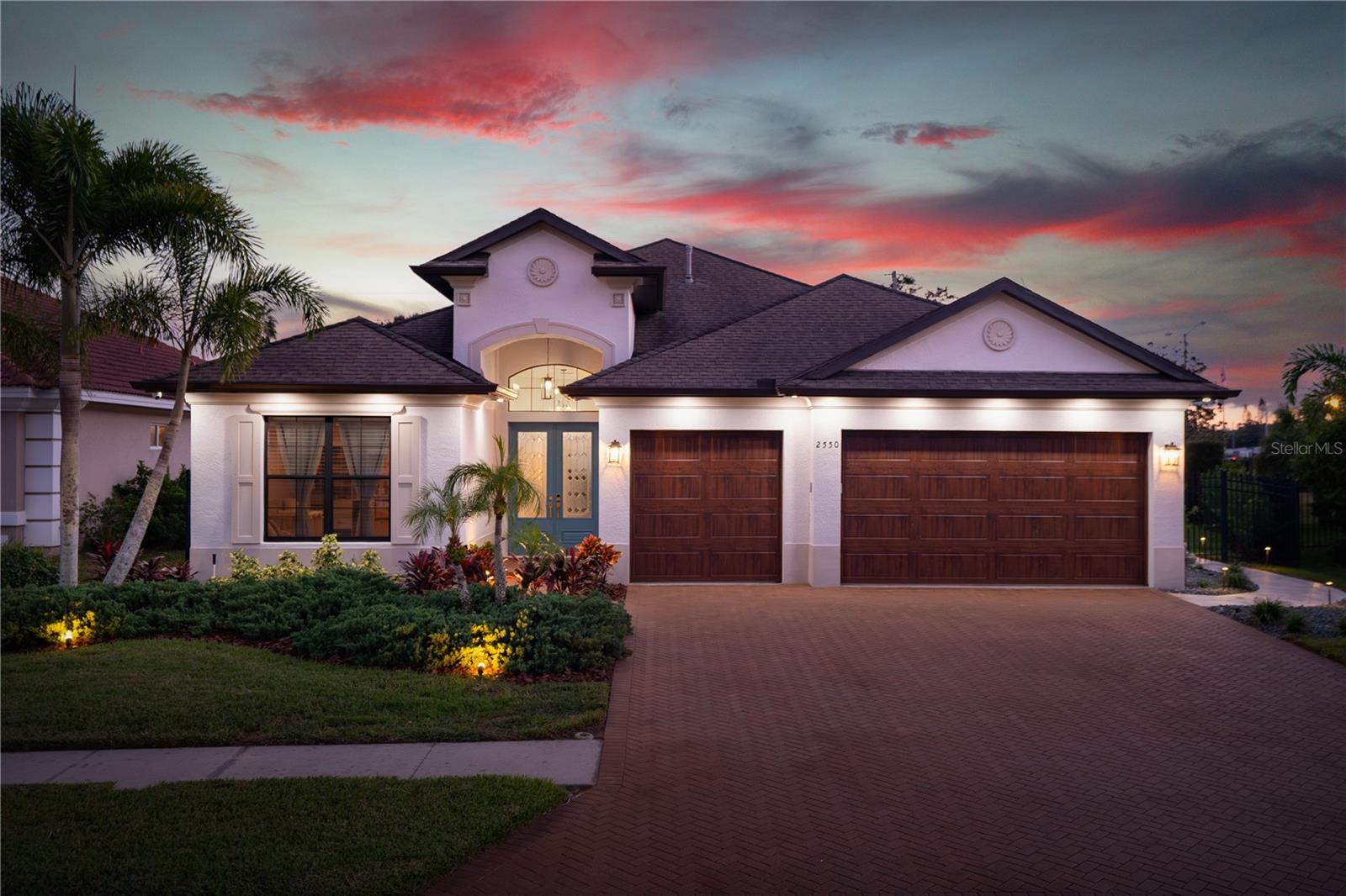 Single Family Residence in PALM HARBOR, FL - Daniel Dourado