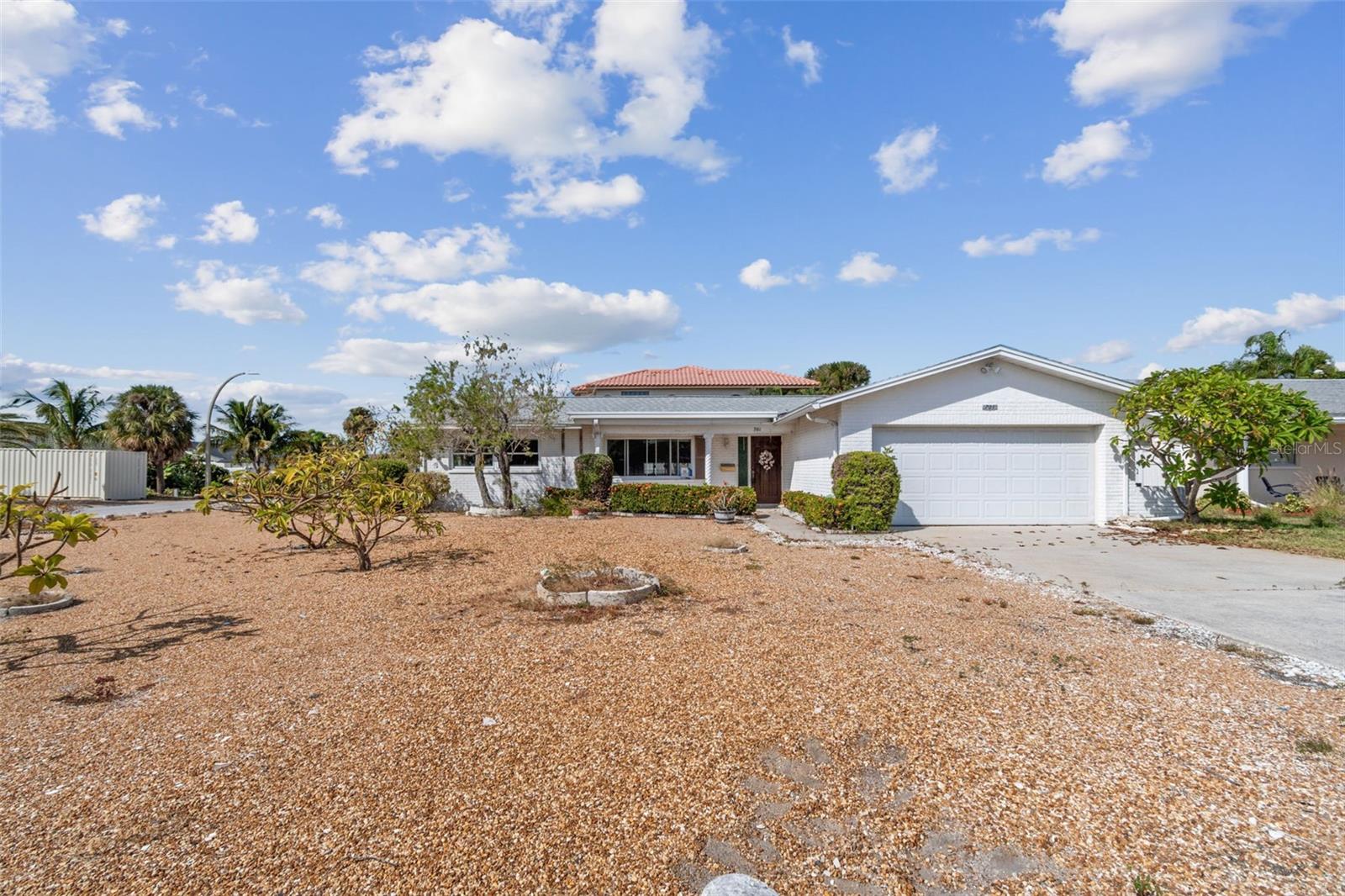 Single Family Residence em ST PETE BEACH, FL - Daniel Dourado