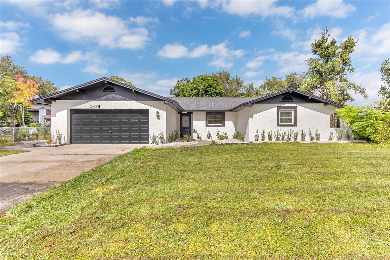 Single Family Residence in KISSIMMEE, FL - Daniel Dourado