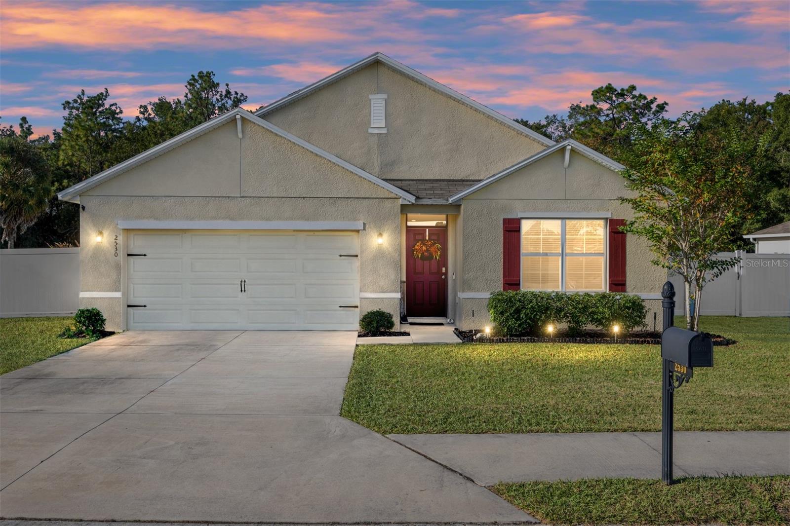 Single Family Residence in OCALA, FL - Daniel Dourado