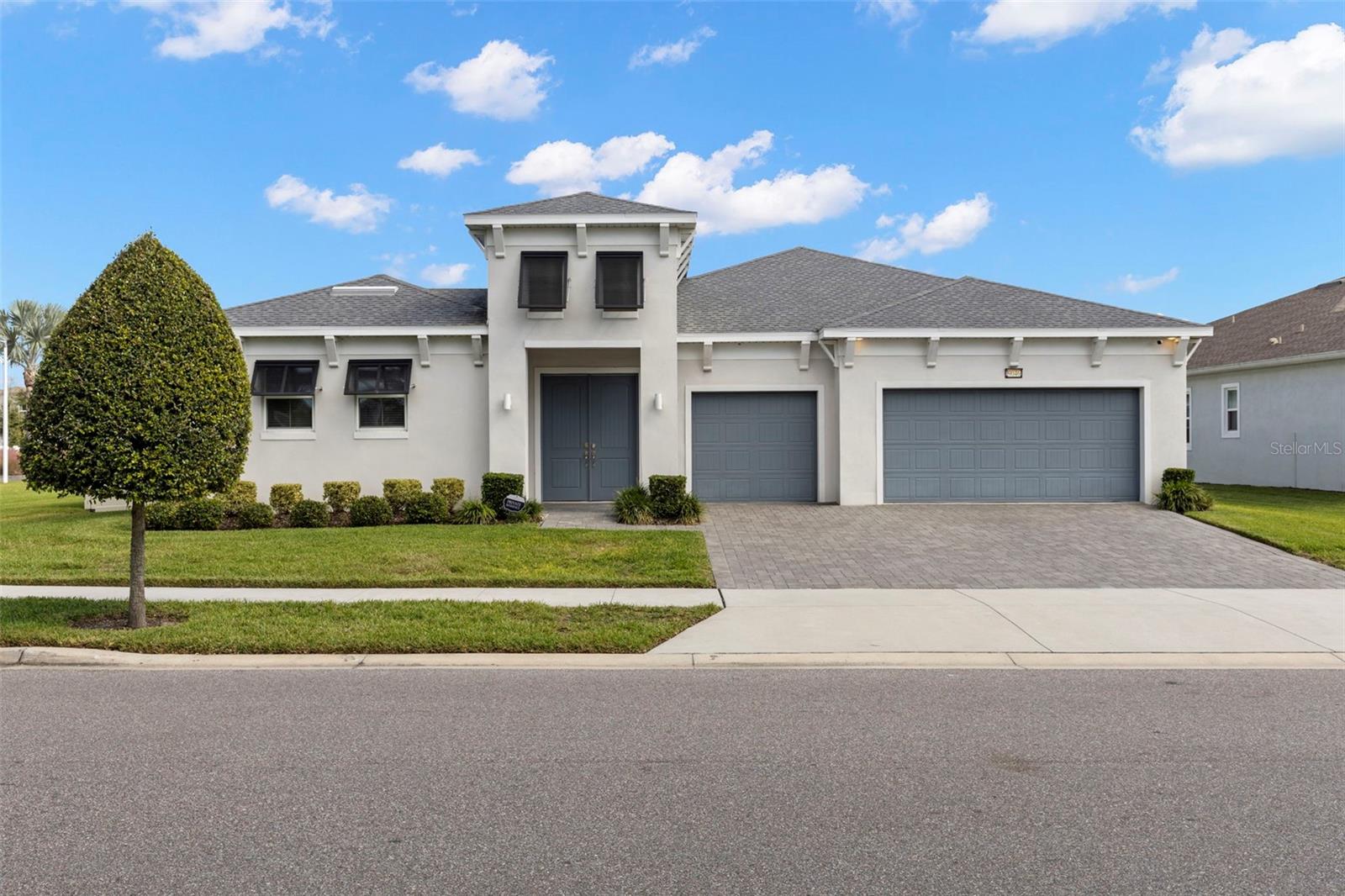 Single Family Residence em WESLEY CHAPEL, FL - Daniel Dourado
