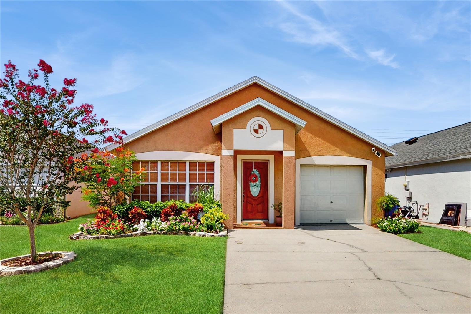 Single Family Residence em LUTZ, FL - Daniel Dourado