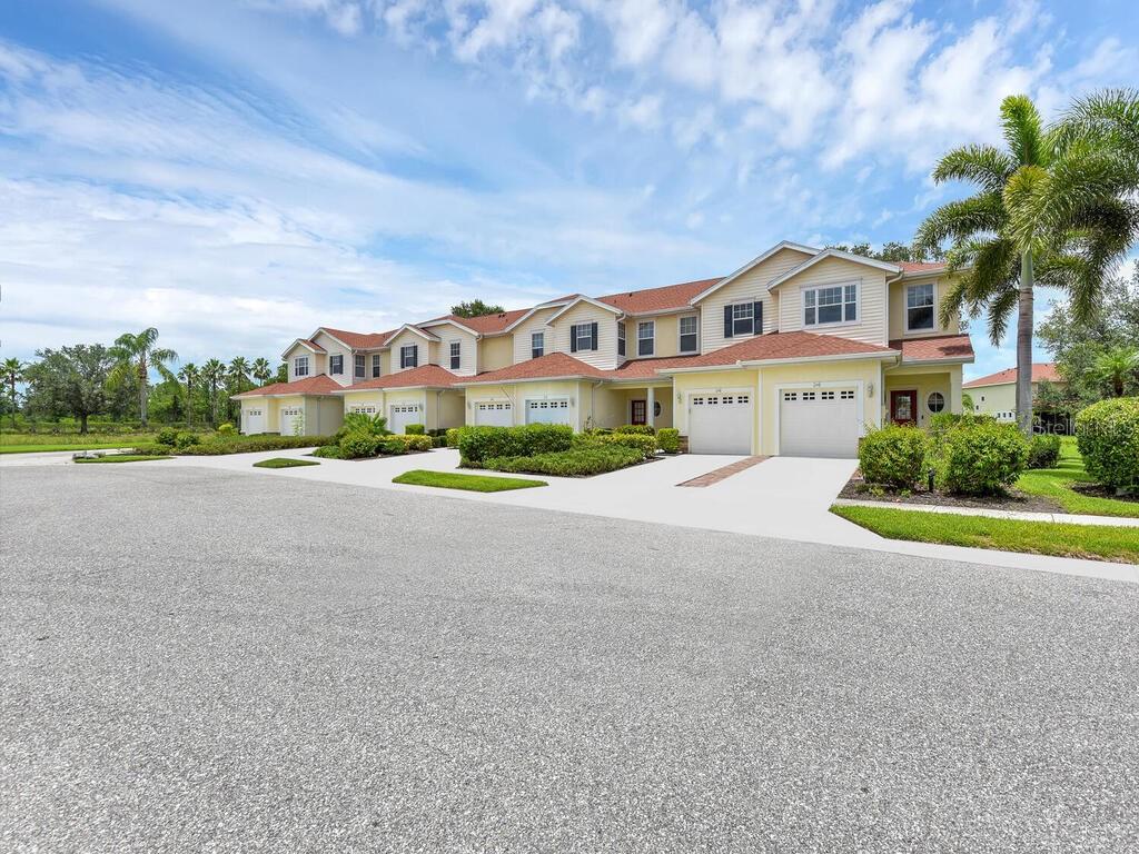 Townhouse em NORTH PORT, FL - Daniel Dourado