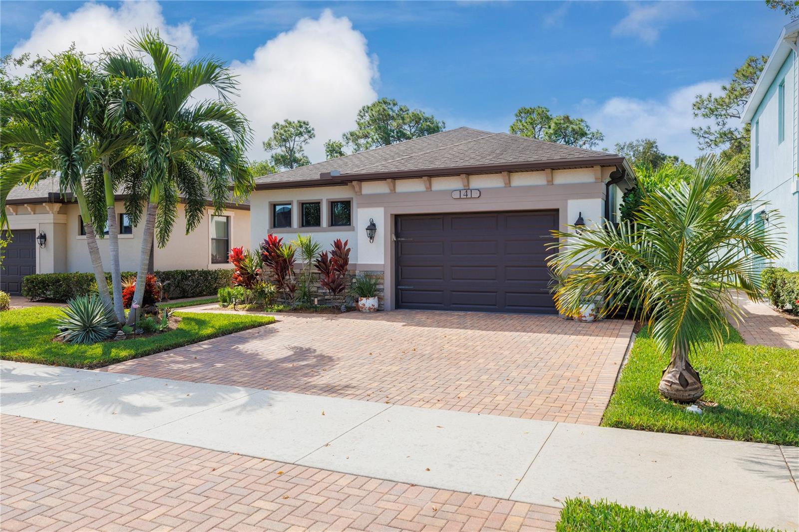 Single Family Residence in PORT ST LUCIE, FL - Daniel Dourado