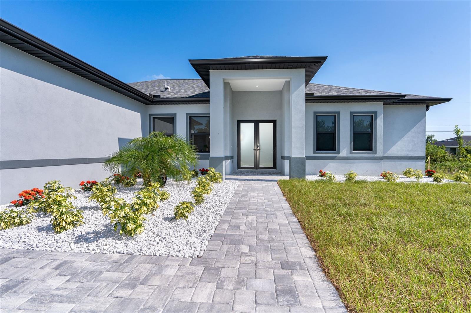 Single Family Residence em ENGLEWOOD, FL - Daniel Dourado