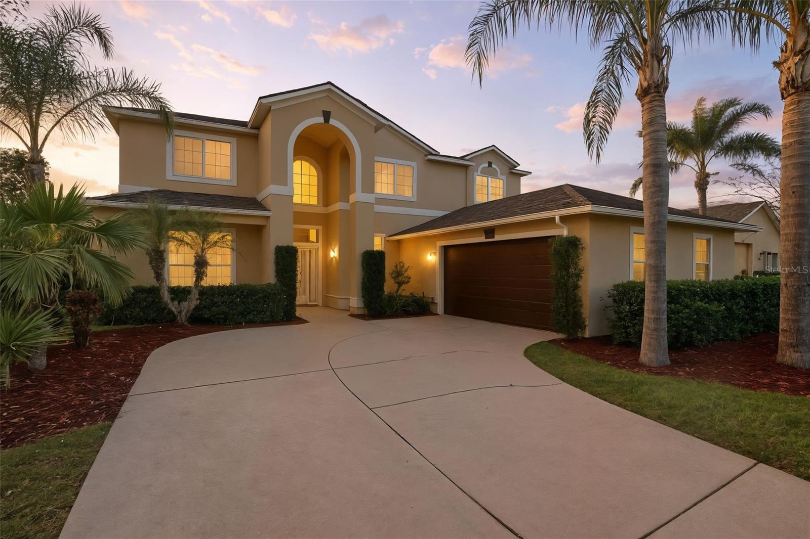 Single Family Residence em MOUNT DORA, FL - Daniel Dourado
