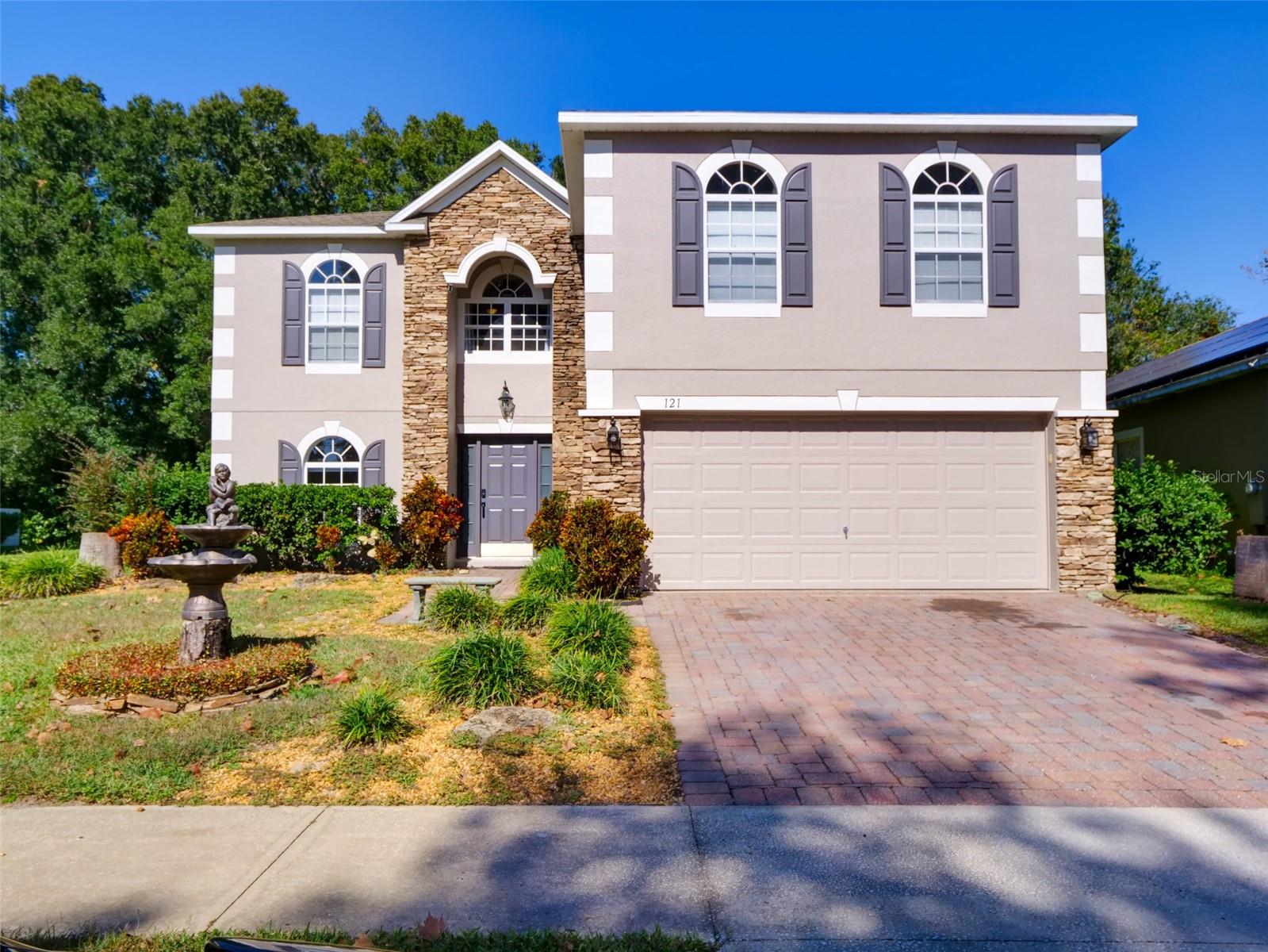 Single Family Residence em DELAND, FL - Daniel Dourado