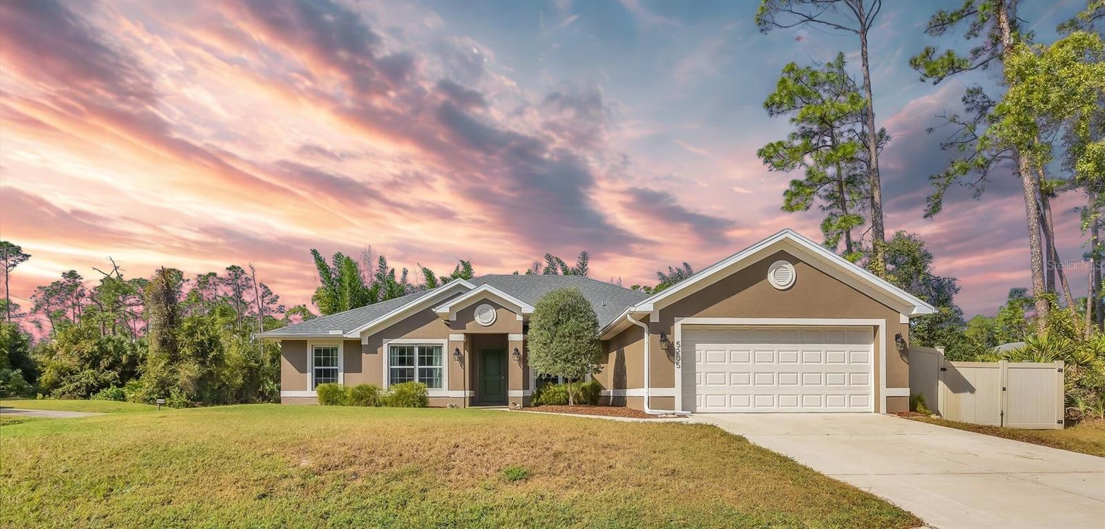 Single Family Residence em NORTH PORT, FL - Daniel Dourado