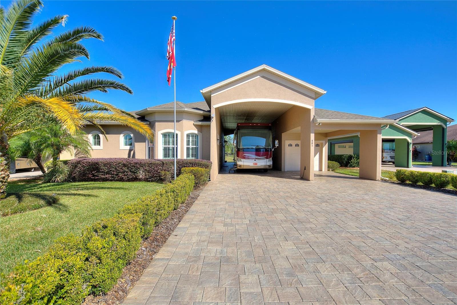 Single Family Residence in POLK CITY, FL - Daniel Dourado