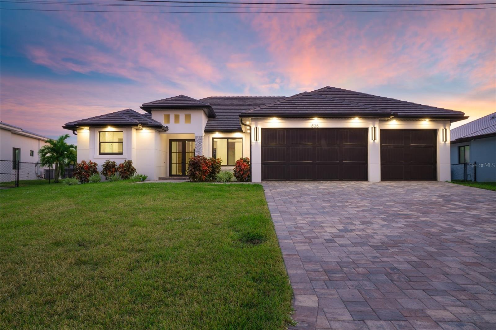 Single Family Residence in CAPE CORAL, FL - Daniel Dourado