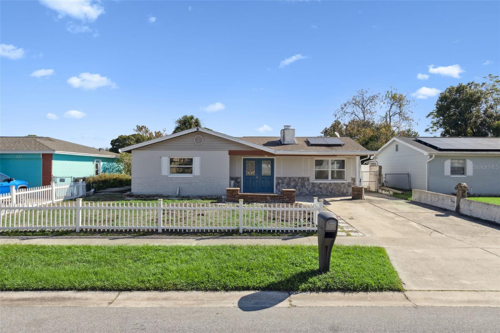 Single Family Residence em WINTER SPRINGS, FL - Daniel Dourado