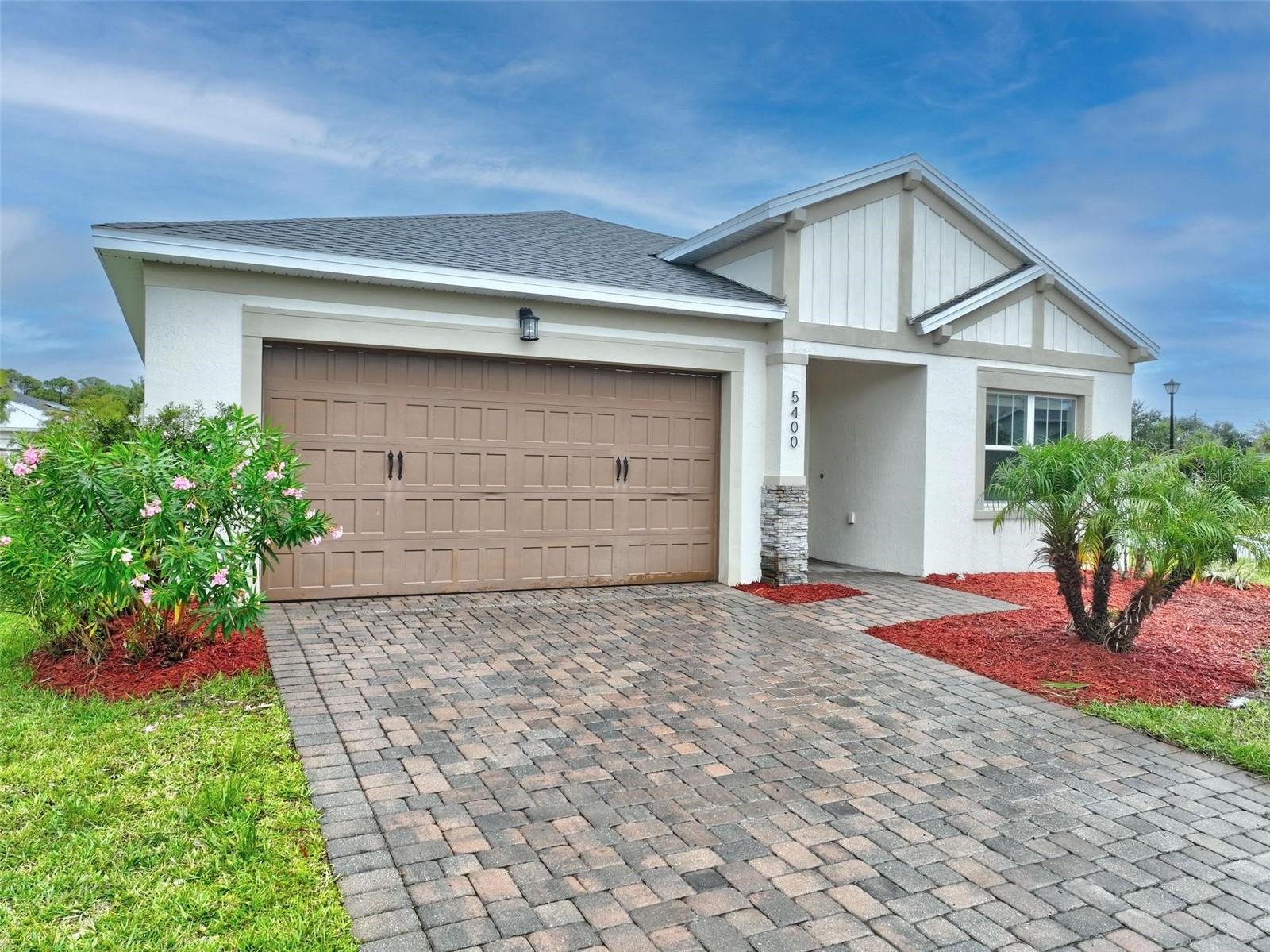 Single Family Residence em PORT ORANGE, FL - Daniel Dourado