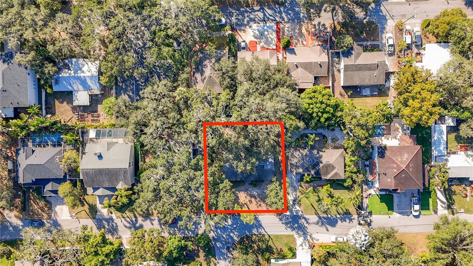 Single Family Residence in TAMPA, FL - Daniel Dourado