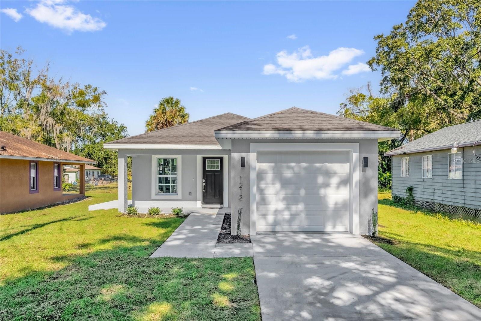 Single Family Residence em SANFORD, FL - Daniel Dourado