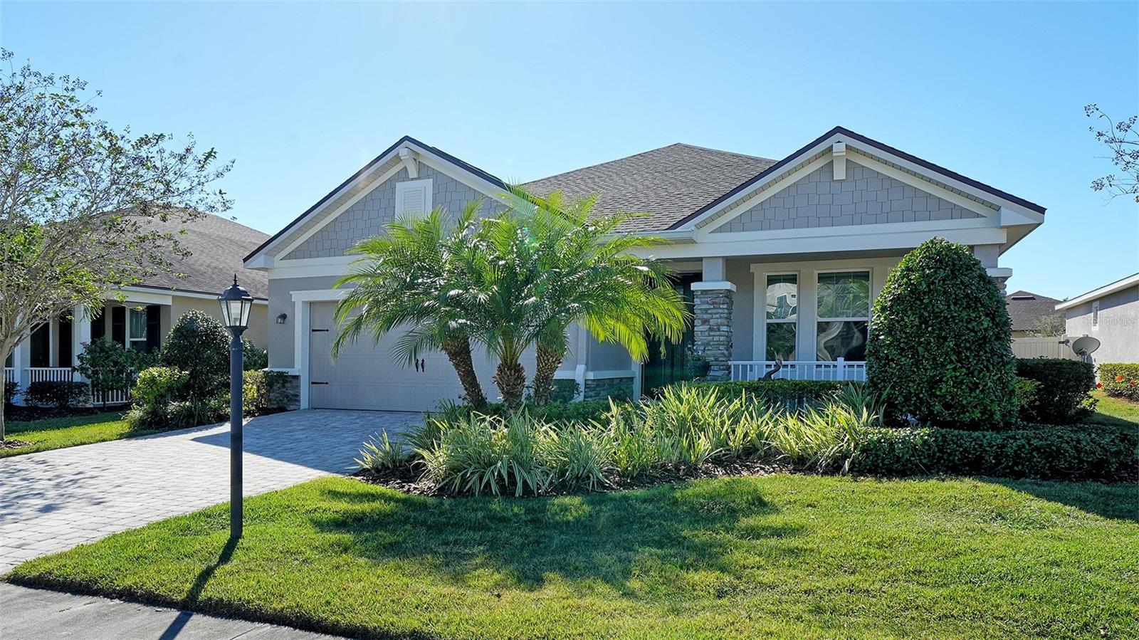 Single Family Residence in LAKEWOOD RANCH, FL - Daniel Dourado