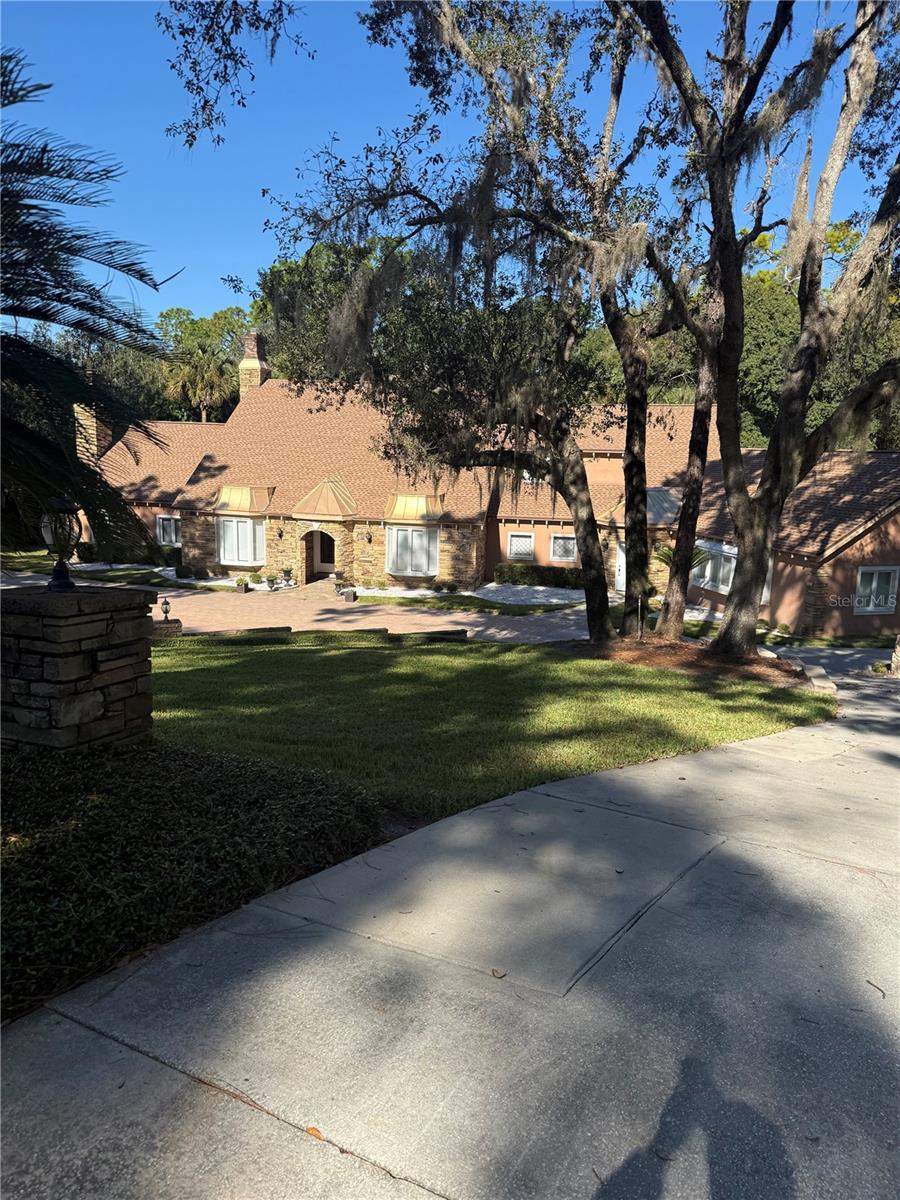 Single Family Residence em LONGWOOD, FL - Daniel Dourado