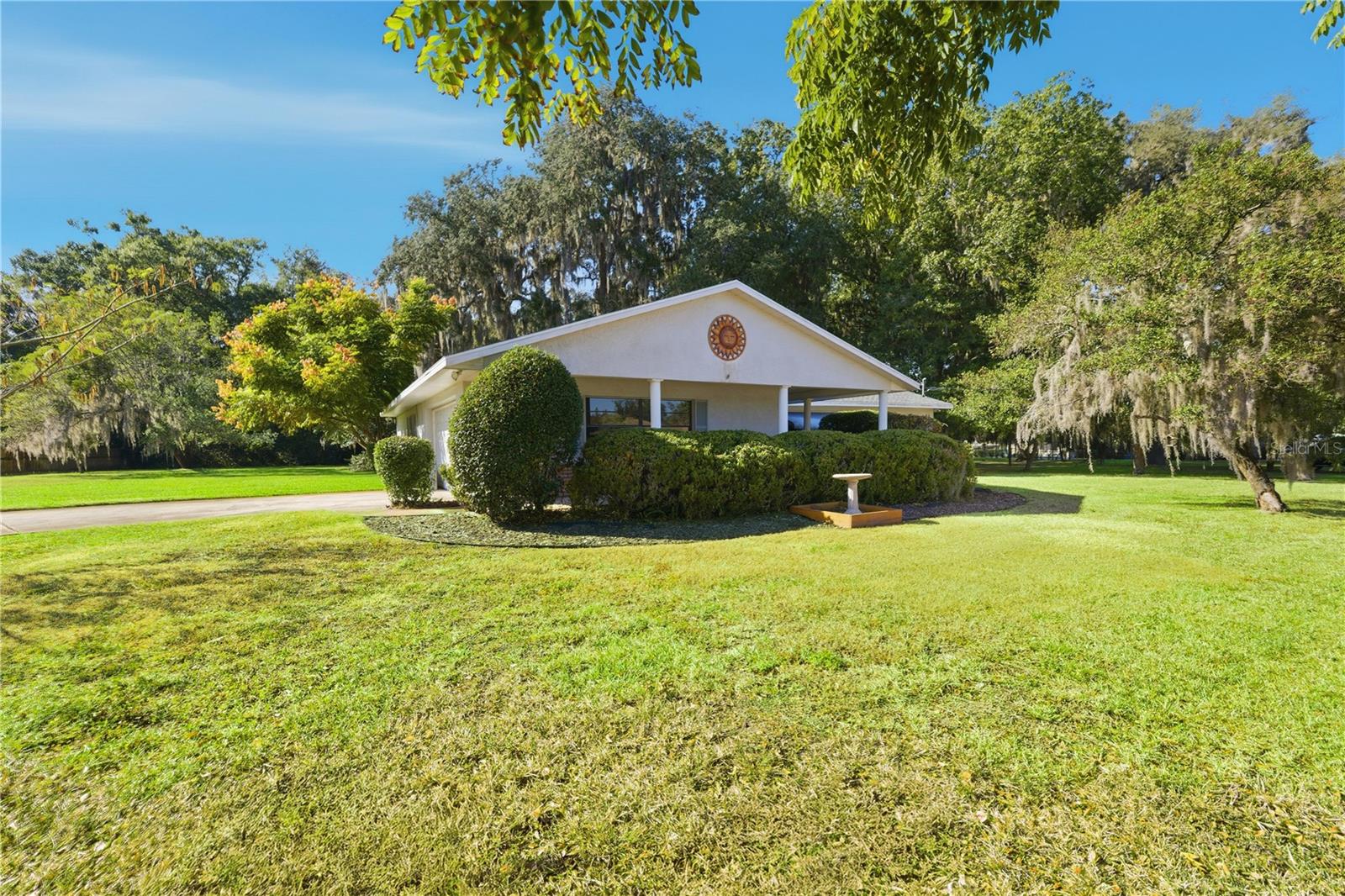 Single Family Residence in INVERNESS, FL - Daniel Dourado