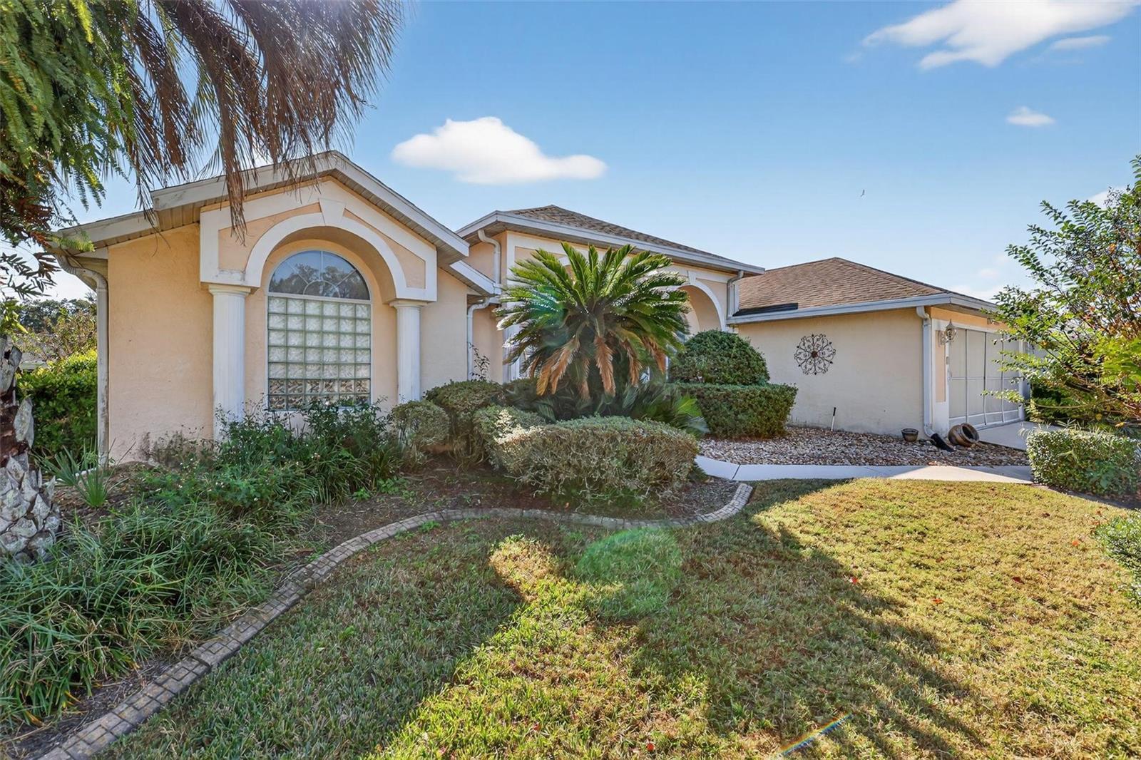 Single Family Residence in OCALA, FL - Daniel Dourado
