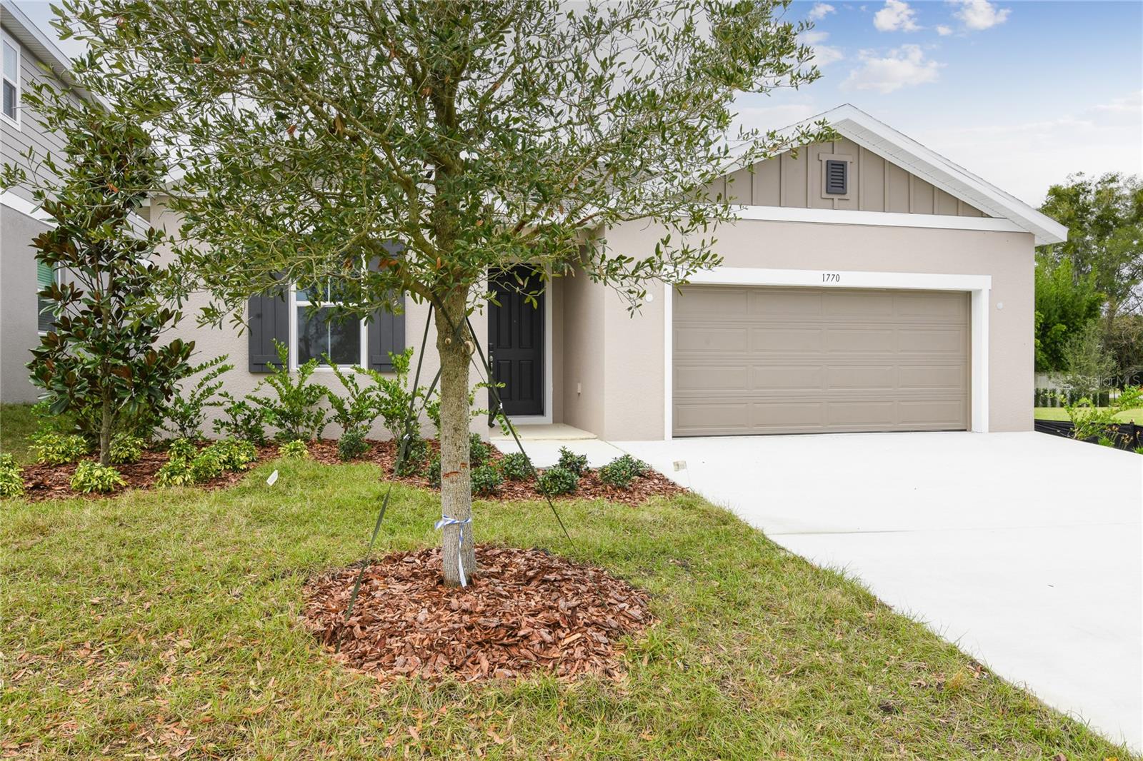 Single Family Residence em DELAND, FL - Daniel Dourado