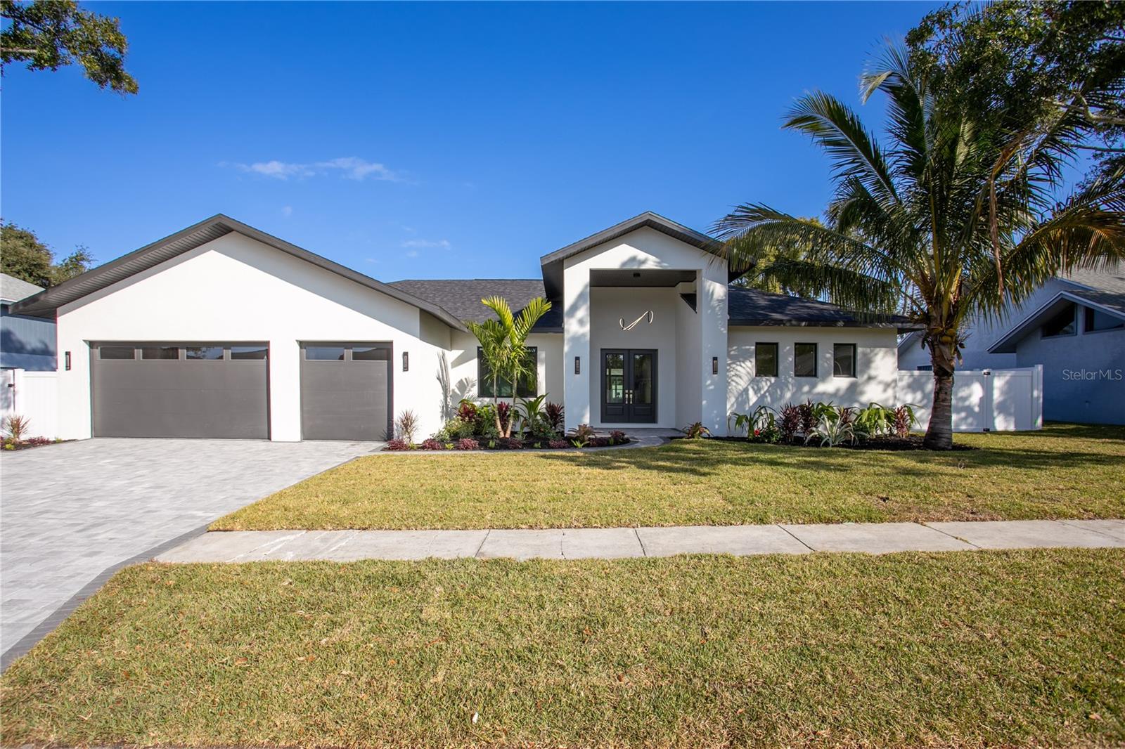 Single Family Residence em LARGO, FL - Daniel Dourado