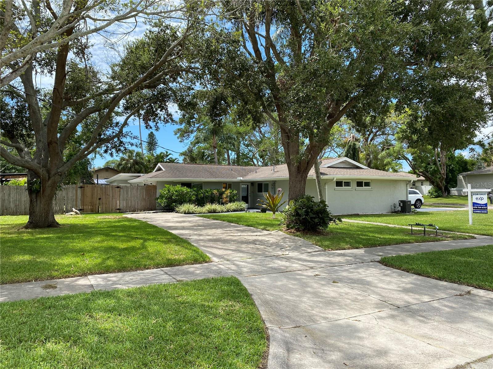 Single Family Residence em SARASOTA, FL - Daniel Dourado
