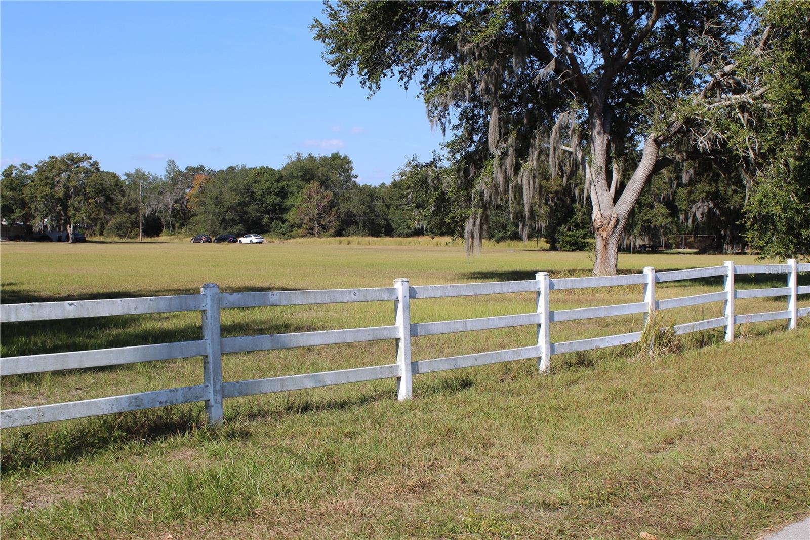 Single Family Residence em WINTER HAVEN, FL - Daniel Dourado