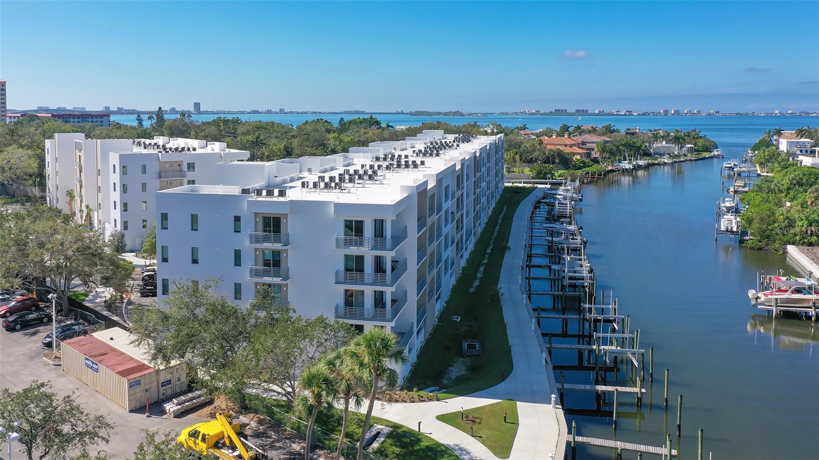 Condominium in SARASOTA, FL - Daniel Dourado