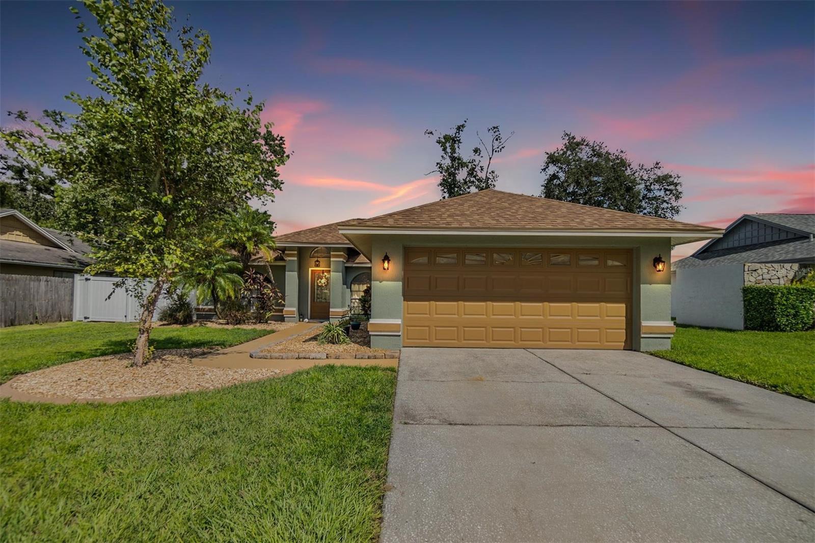 Single Family Residence em LAND O LAKES, FL - Daniel Dourado