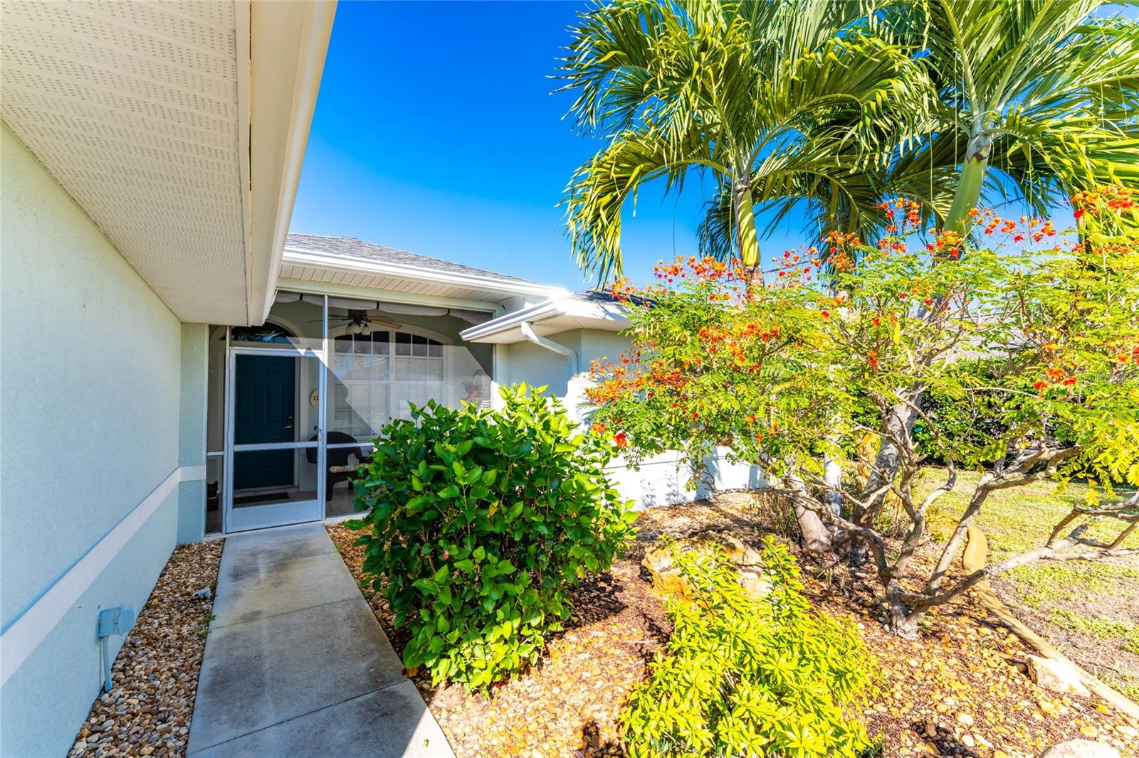 Single Family Residence em ROTONDA WEST, FL - Daniel Dourado