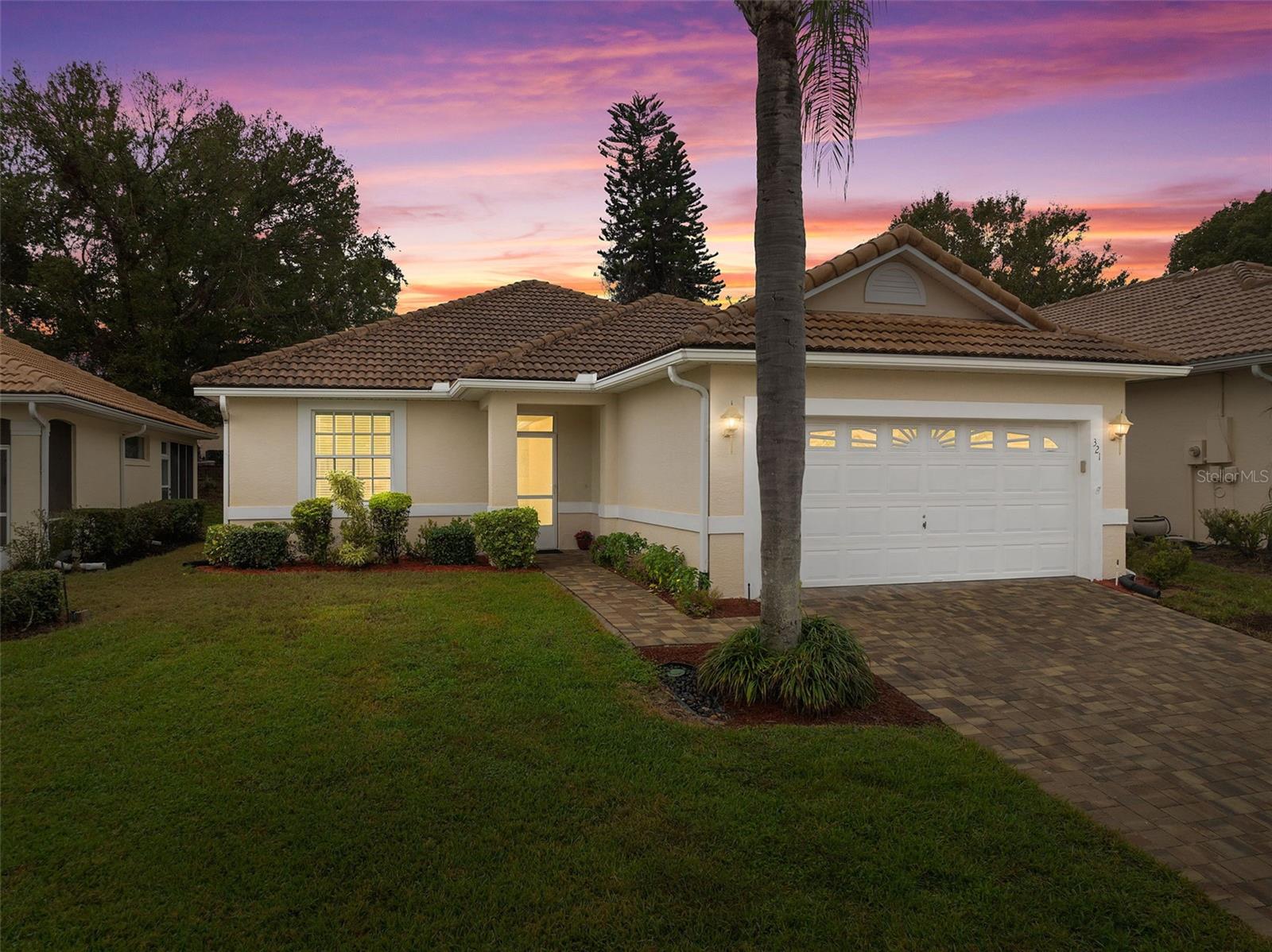 Single Family Residence em DEBARY, FL - Daniel Dourado