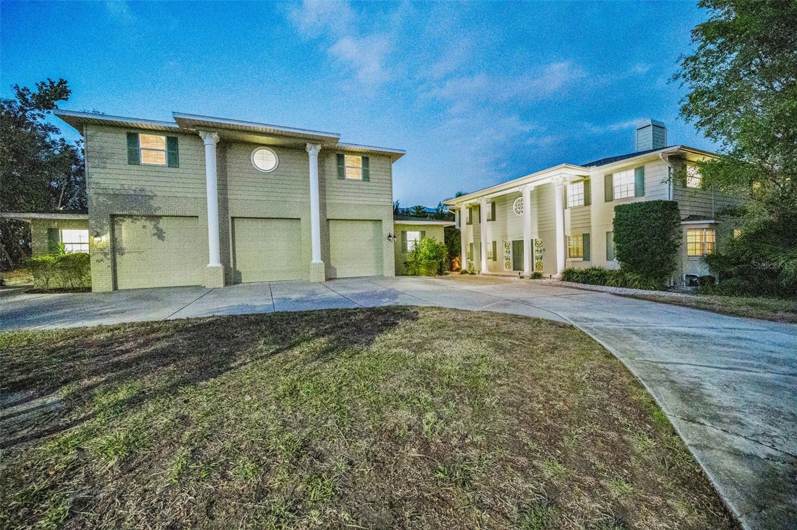 Single Family Residence em TARPON SPRINGS, FL - Daniel Dourado