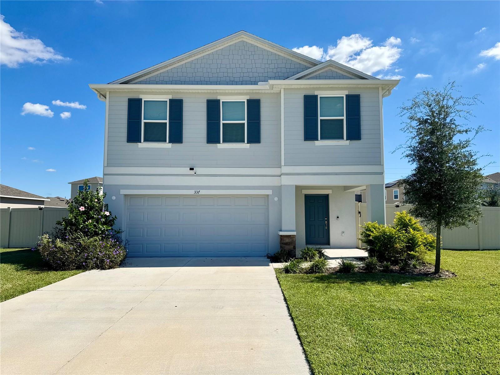 Single Family Residence in HAINES CITY, FL - Daniel Dourado