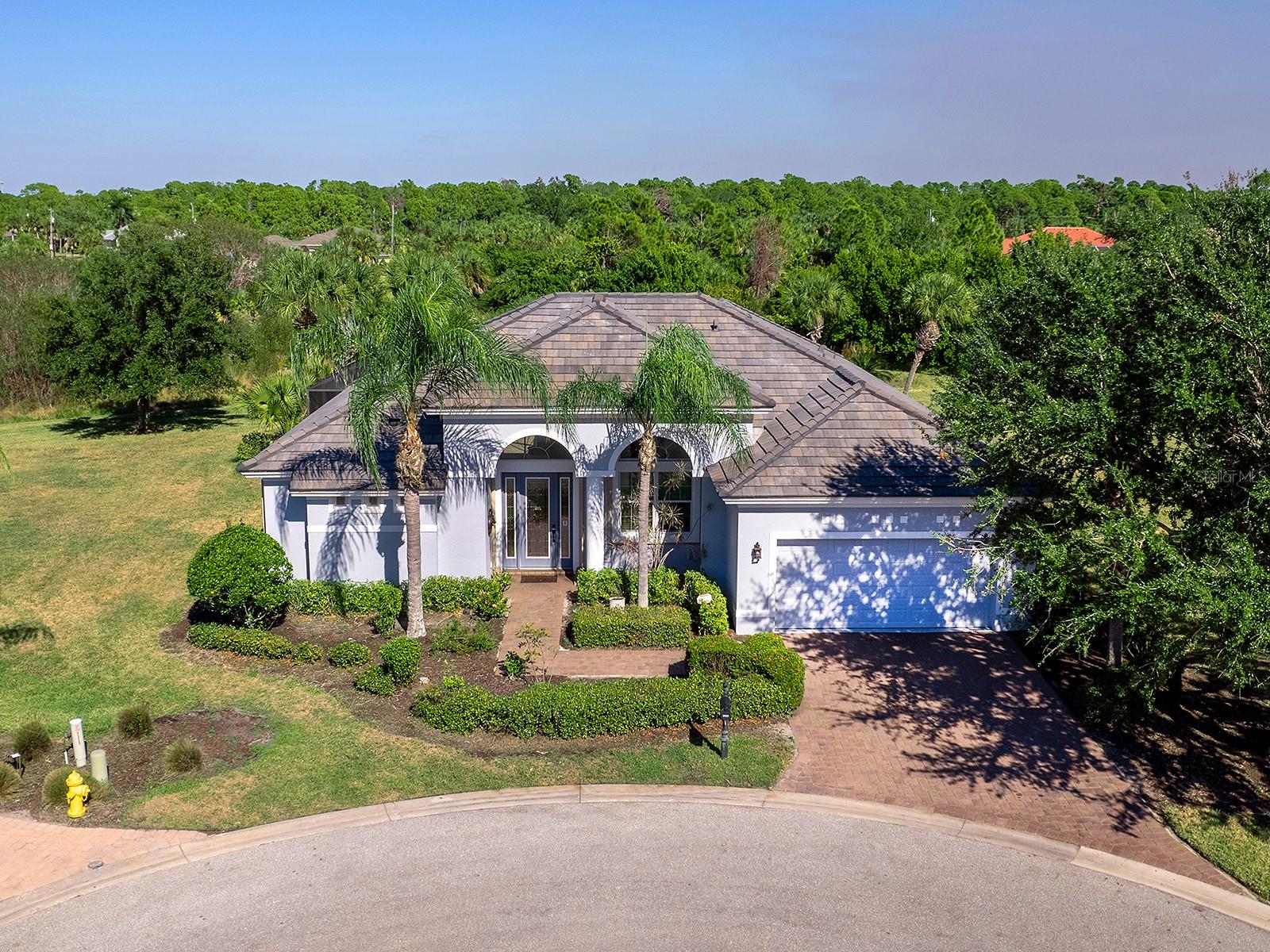 Single Family Residence em PORT CHARLOTTE, FL - Daniel Dourado