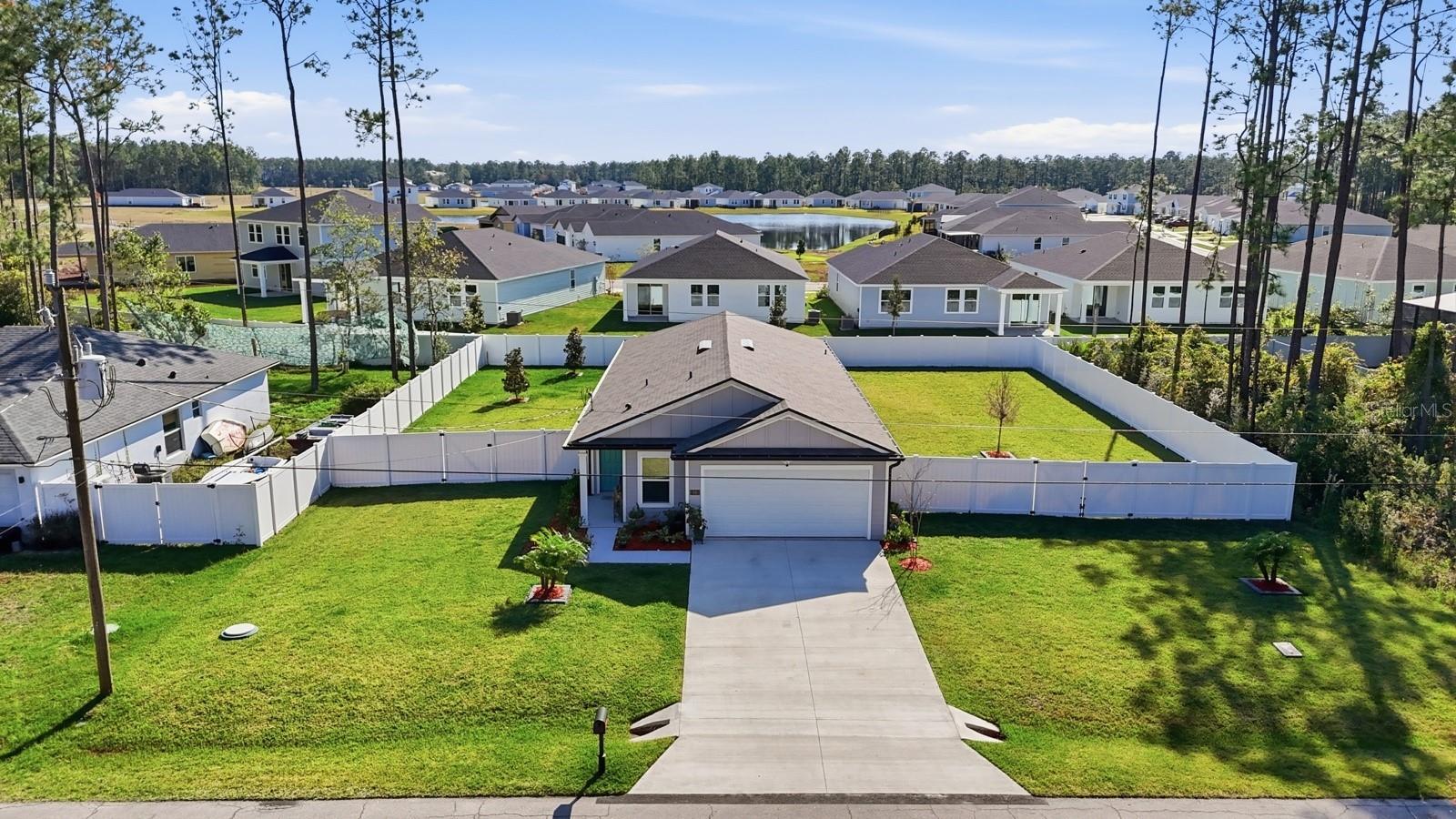 Single Family Residence in PALM COAST, FL - Daniel Dourado