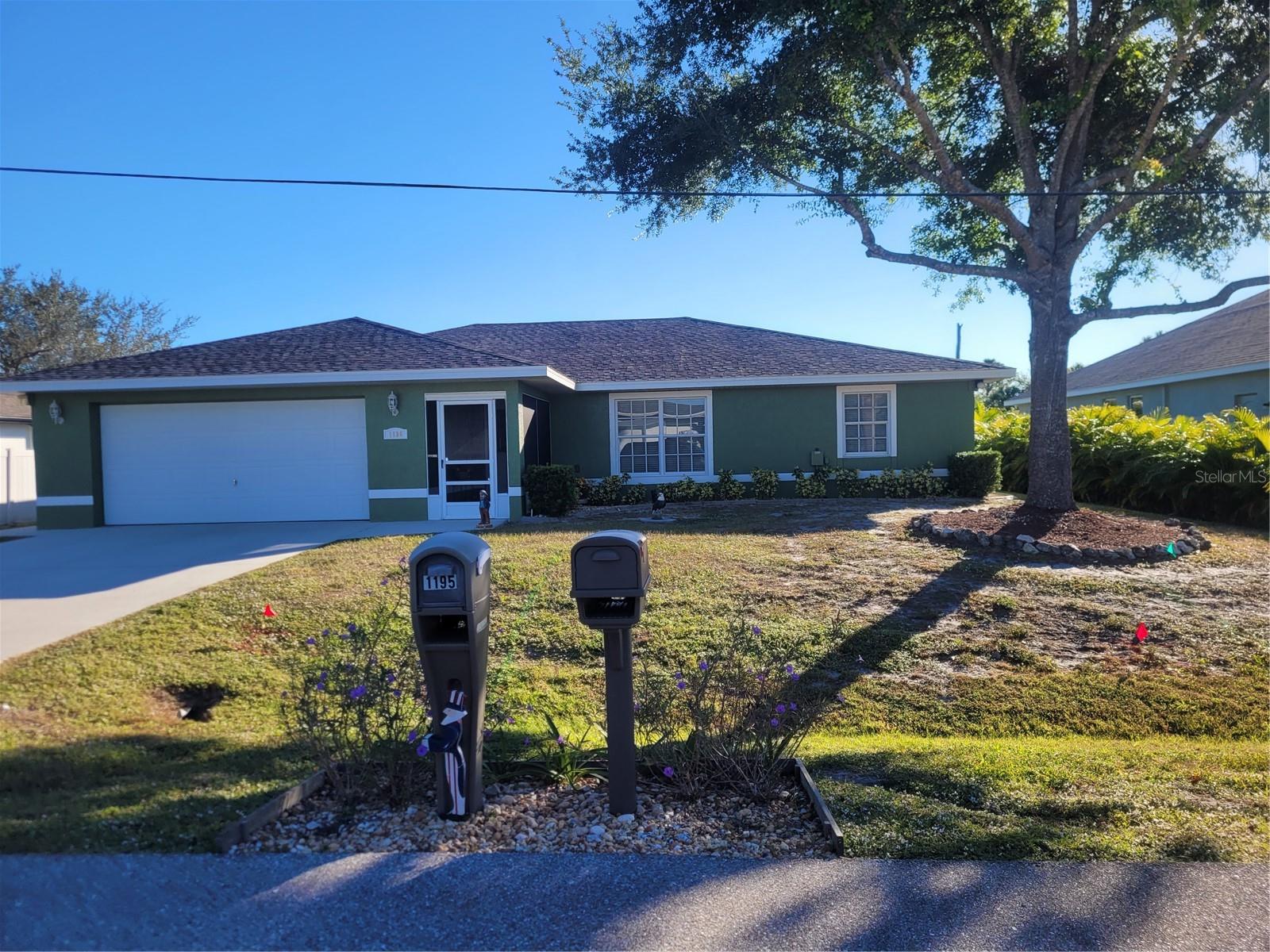 Single Family Residence em PUNTA GORDA, FL - Daniel Dourado