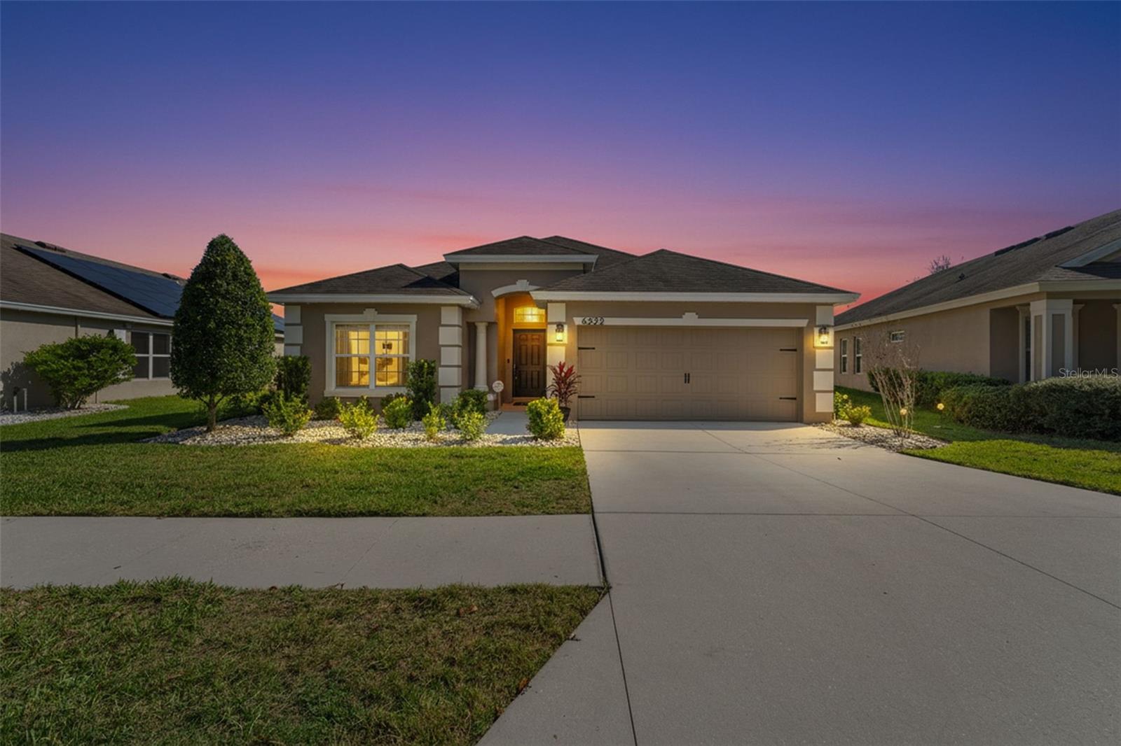 Single Family Residence em WESLEY CHAPEL, FL - Daniel Dourado